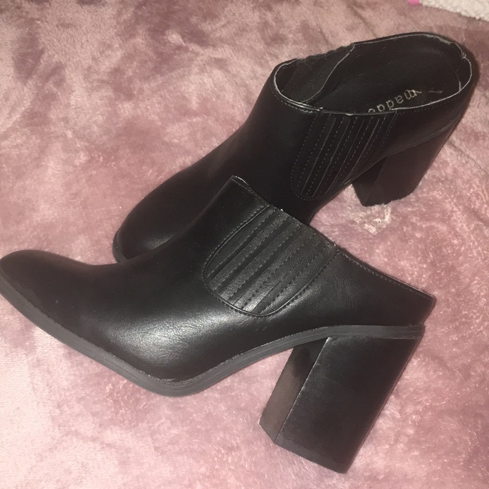 Madden girl mules